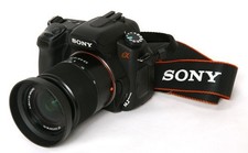 Sony Alpha 350 DSLR –14,2 MP–Reflex Digitale con Live View e Display Orientabile