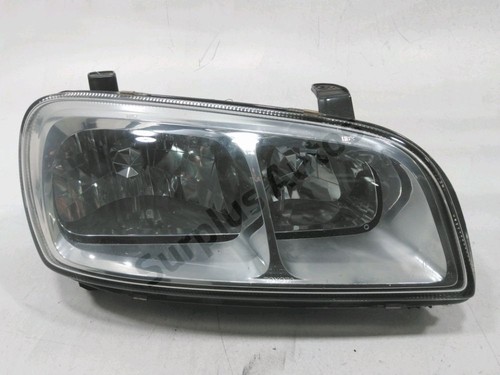 Phare droit 8110542110 - 8110542110, toyota