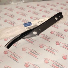 PIASTRA SX PARAURTI ANTERIORE