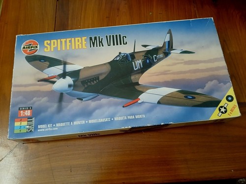 Airfix spitfire viii 1 - airfix, 1/48