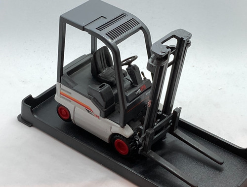 Carrello elevatore forche om - elevatore,