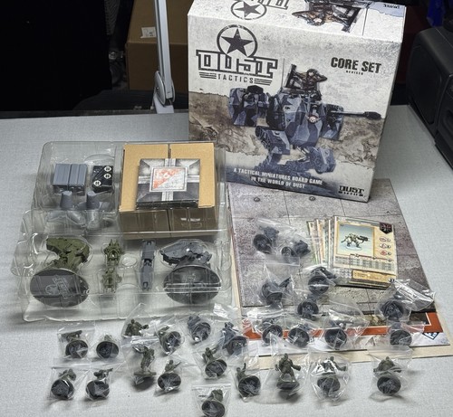 Dust tactics core set - tactics,