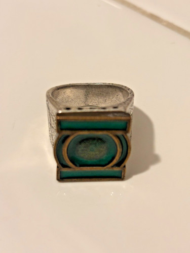 Anello lanterna verde fuori