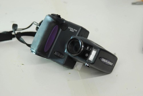 Nikon coolpix 990 - nikon,