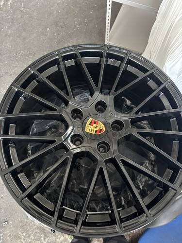 Cerchi cayenne nero lucido - nero,