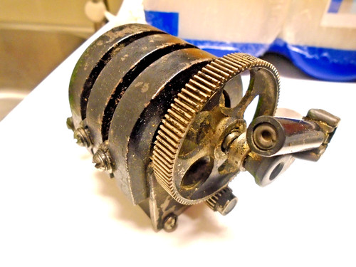 Ww2 mini magneto 115v - -mini, magneto-