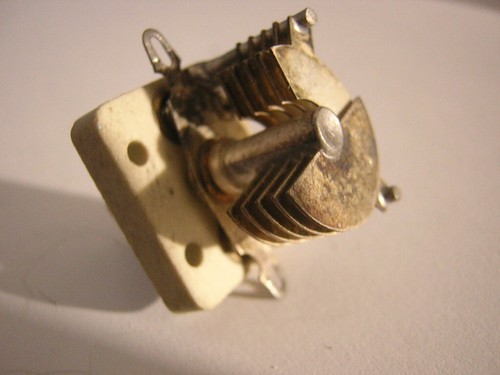 Condensatore compensatore - condensatore,