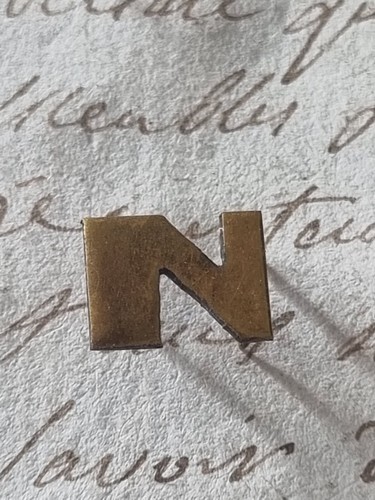 Monogramma lettere ottone - in, n