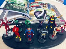 Miniature SUPEREROI 100 pezzi con contenitori, espositori, volumi illustrativi 