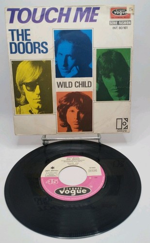 The doors touch - doors, me