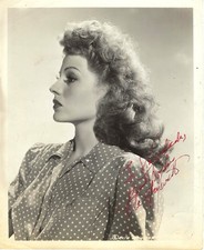 ICONICA BELLEZZA HOLLYWOOD