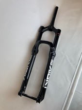 Rockshox Lyrik Ultimate 160 mm da viaggio, 44 mm offset, 29er, 15x110, nero OUTLET67