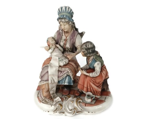 Scultura statuina porcellana