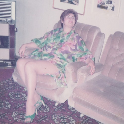 Bellissima giovane donna - , in