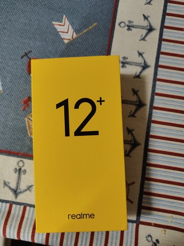Realme plus 8 256 - +,
