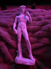 Statuina statua in resina replica David di Michelangelo alta 12 pollici 