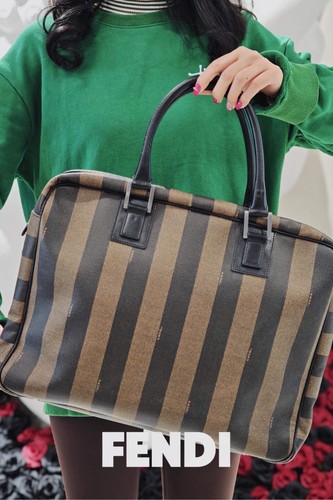 Fendi pre owned authentic - pre-owned,