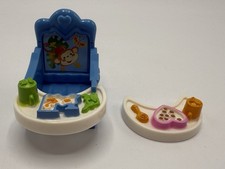 Fisher Price Loving Family casa delle bambole blu seggiolone bambino ragazzo con vassoi