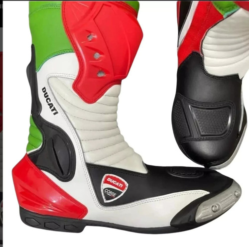 Ducati corse motociclo - corse, sport