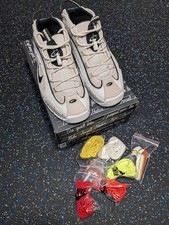 (NDS) Nike X Social Status -