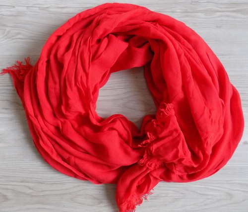 Zara bellissima sciarpa grande - zara,