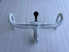 Manubrio AERO integrato