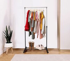 Stand appendiabiti da terra