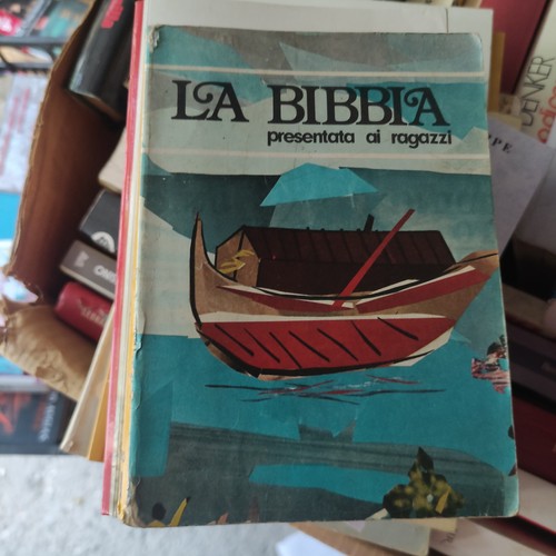 Libro bibbia presentata ai - bibbia,