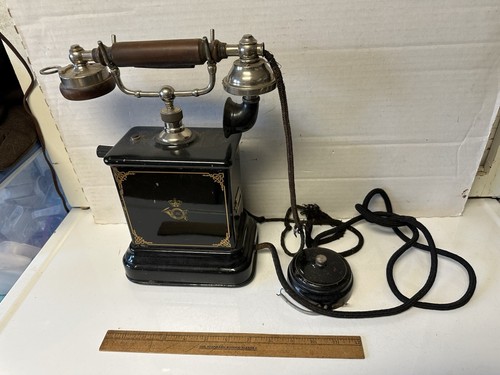 Antico telefono danese vintage