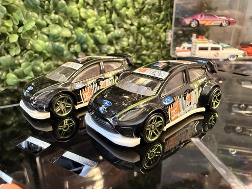 Hot wheels ford - hot,