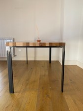 Tavolo da pranzo in legno su