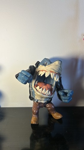 Vintage street sharks - street, ripster