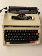 BROTHER DELUXE 1600 MACCHINA DA SCRIVERE PORTATILE ANNI '60 '70 VINTAGE COMPLETA
