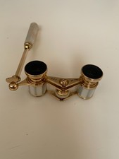 Binocolo da teatro vintage in