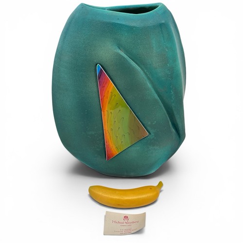 Vaso scultoreo ceramica