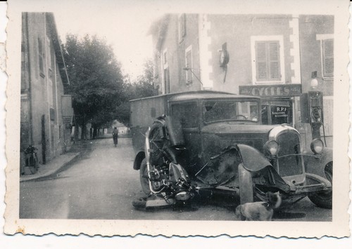 Accident camion moto commerce - accident,