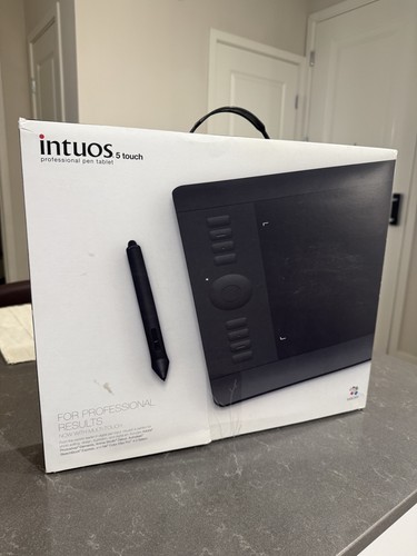 Nuova scatola aperta wacom - aperta,