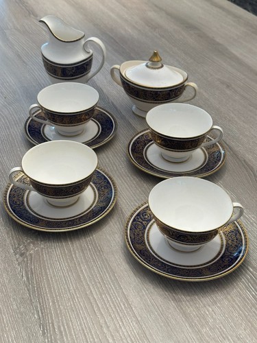 Royal doulton imperial blue - doulton,