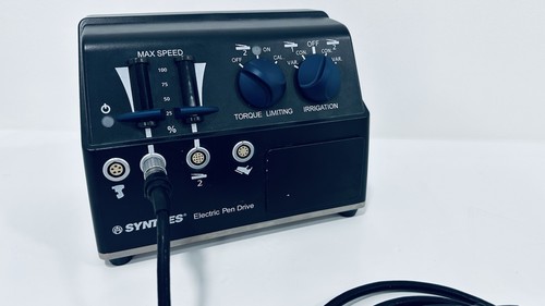 Synthes 001 - synthes, console