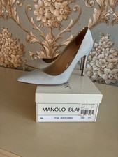 $895 Manolo Blahnik 37 1/2