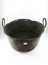 Antico pentolone in rame da
