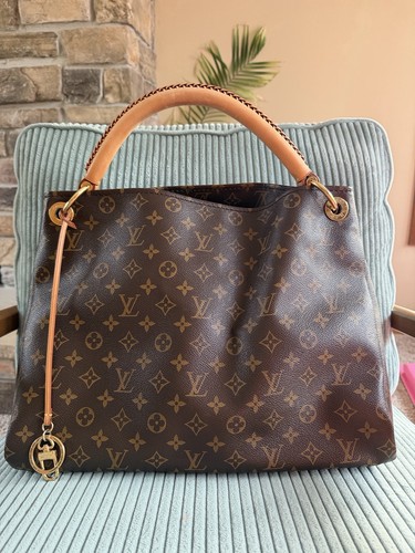 Louis vuitton monogram artsy - vuitton,