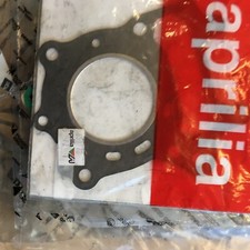Aprilia Leonardo cylinder head
