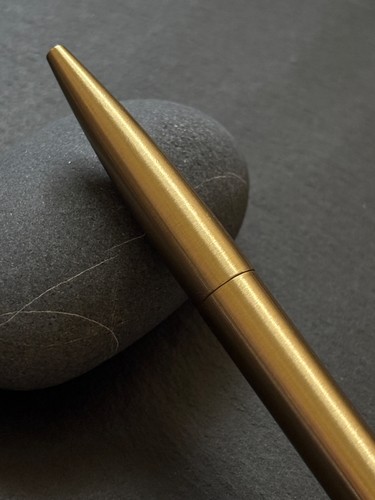 Elegante penna sfera in - elegante,