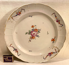 Piatto da portata; manifattura