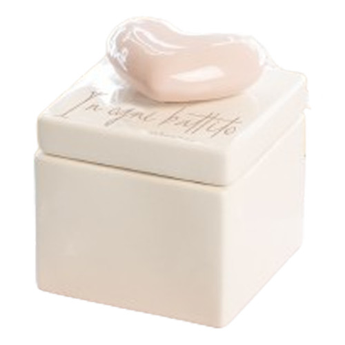 Scatola quadrata con cuore