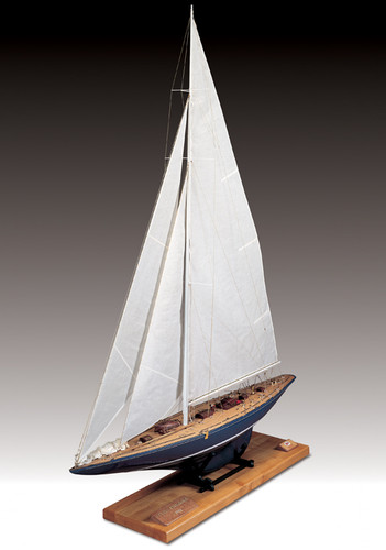 Amati scala endeavour - 1/35,