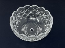 Vetro pressato ceco senza