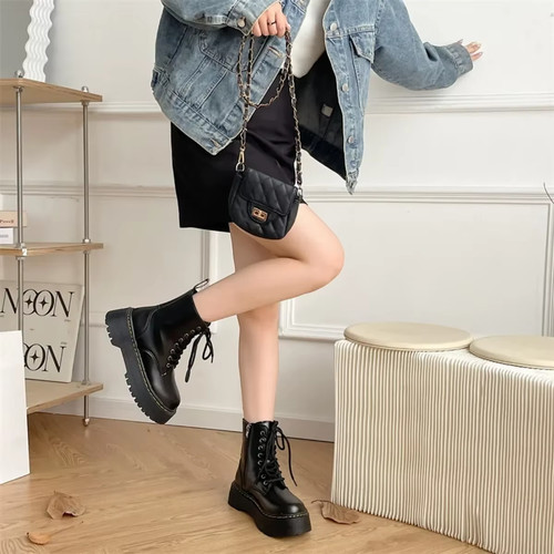 Anfibi donna stile - anfibi,