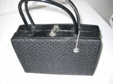 LOTTO DI DUE BORSE VINTAGE UAN NERA TRAPUNTATA ED UNA DI VERNICE LUCIDA NERA